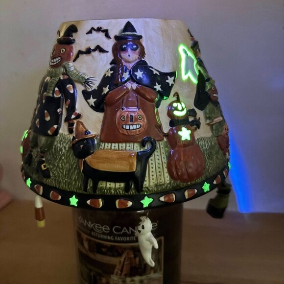 Yankee Candle Halloween Jar Shade by Teresa Kogut (2005) – Glow-in-the-Dark Ghos - Picture 5 of 12